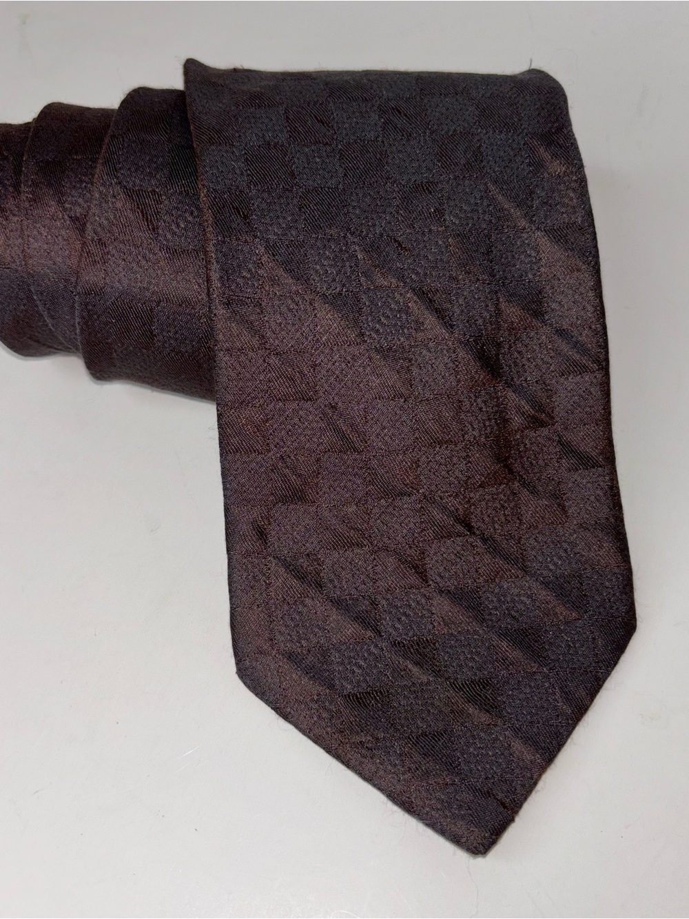 GIORGIO ARMANI Vintage Men's Silk Wool Necktie ITALY Brown Diamond Jacquard